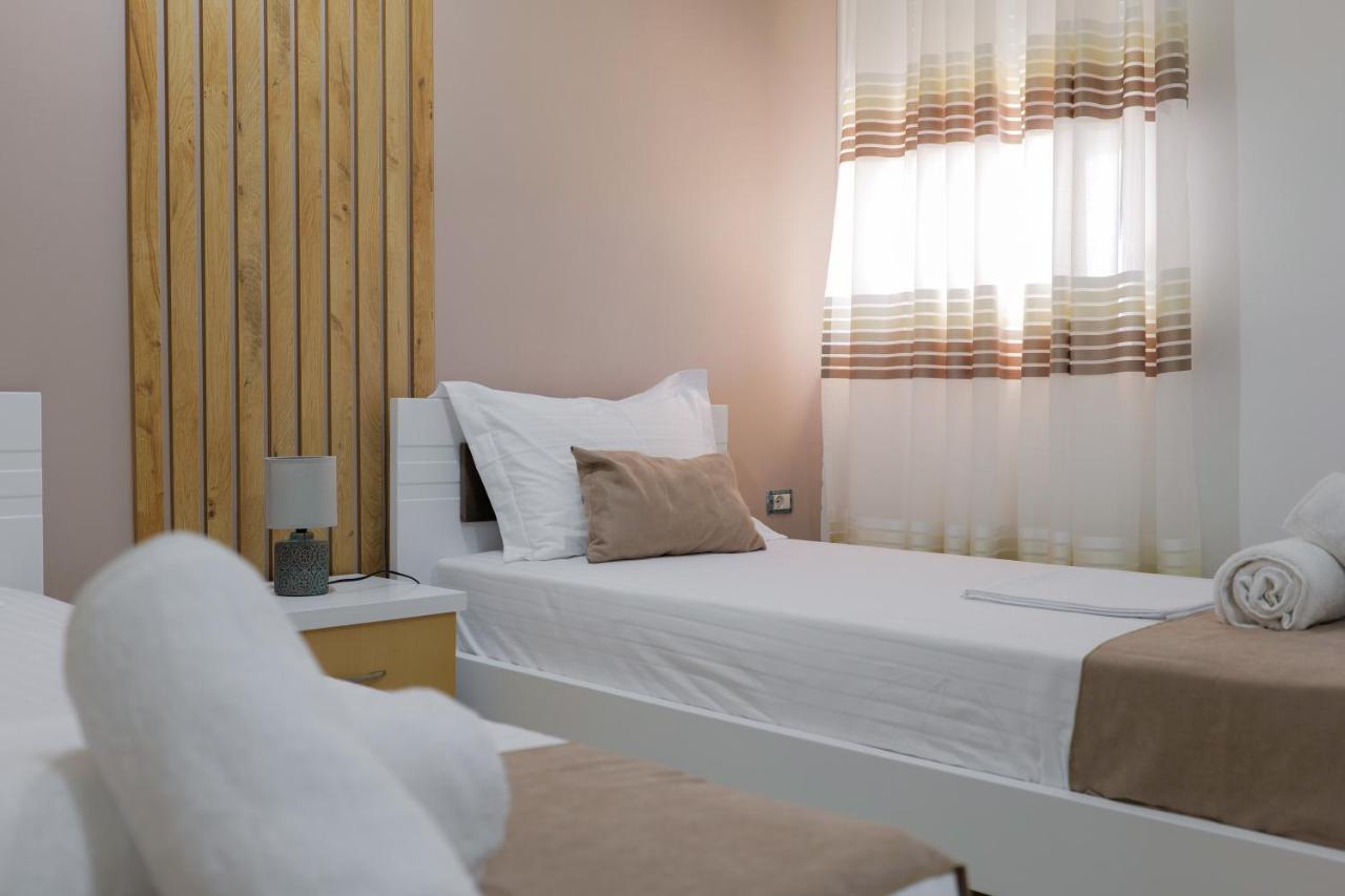 Empo Hotel Ksamil Exteriér fotografie