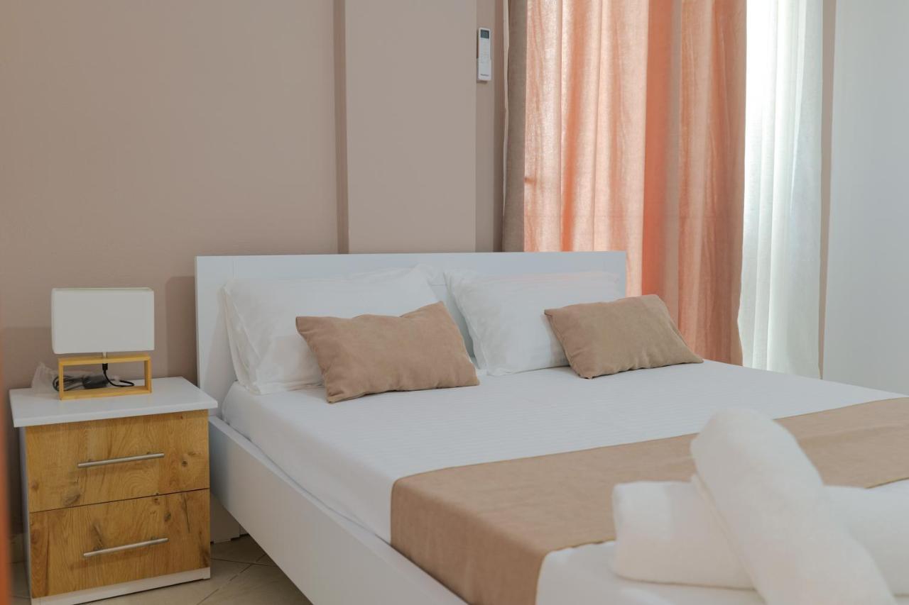 Empo Hotel Ksamil Exteriér fotografie