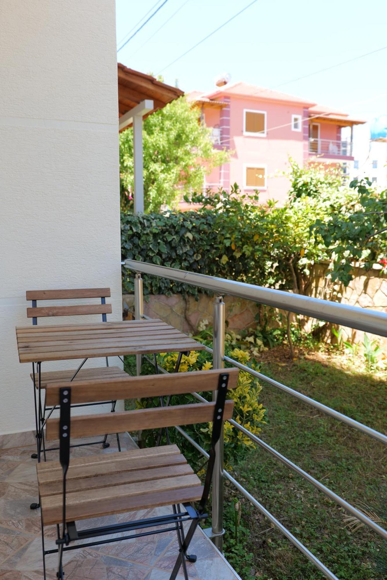 Empo Hotel Ksamil Exteriér fotografie