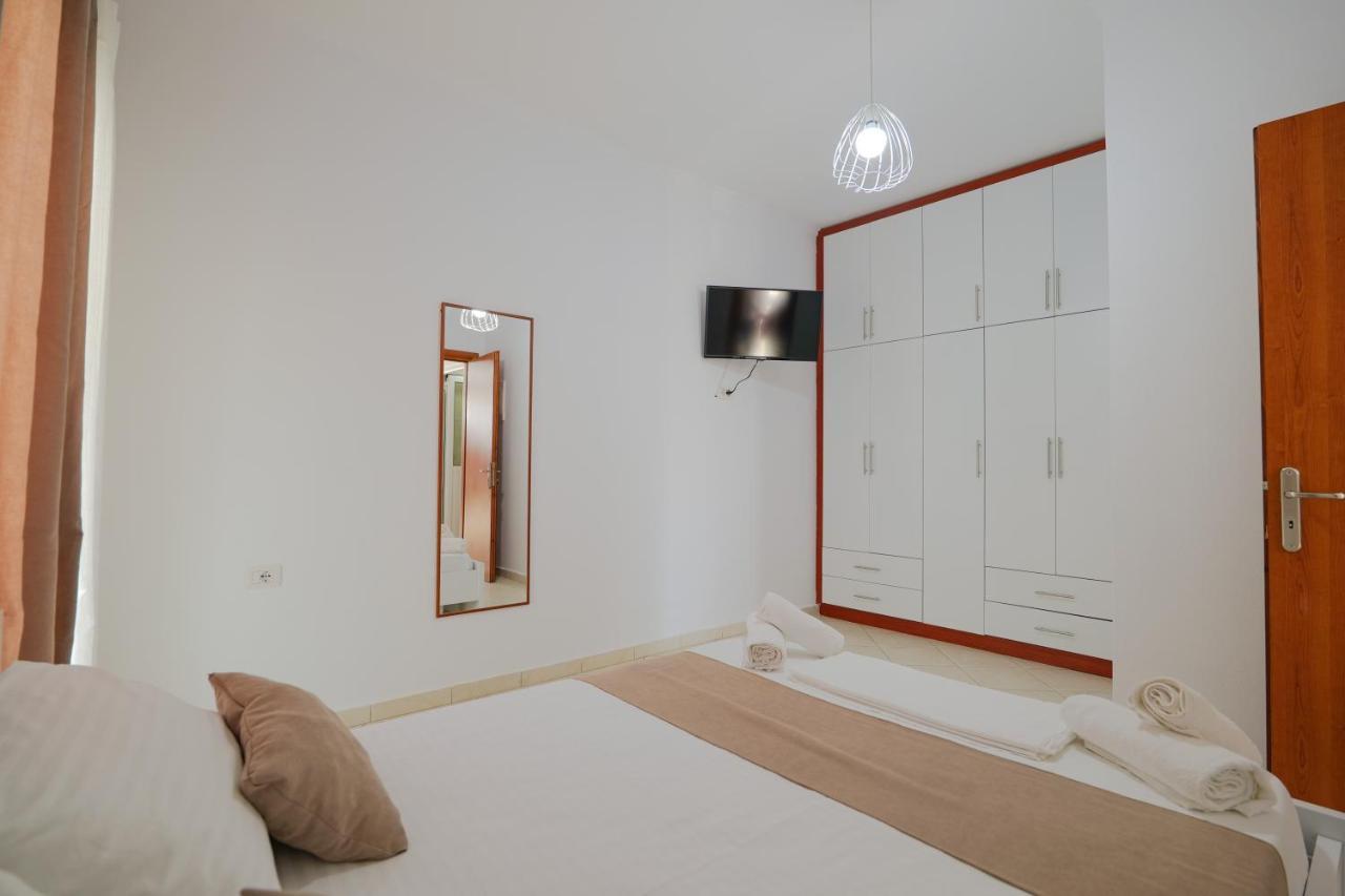 Empo Hotel Ksamil Exteriér fotografie