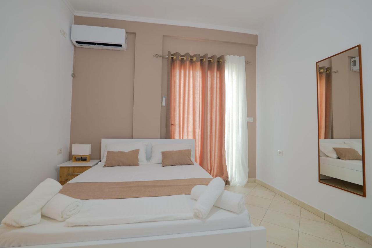 Empo Hotel Ksamil Exteriér fotografie